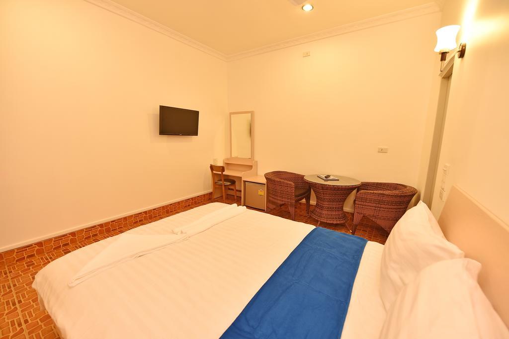 Rasdhoo Relax Inn Exterior foto